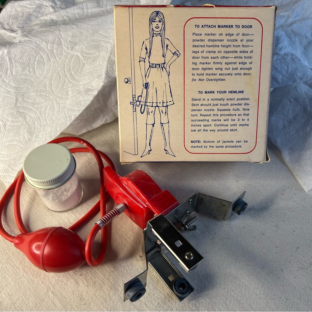 Vintage Boye Versatile Skirt Marker made in USA item 394 adjusts to any height - Picture 2 of 5